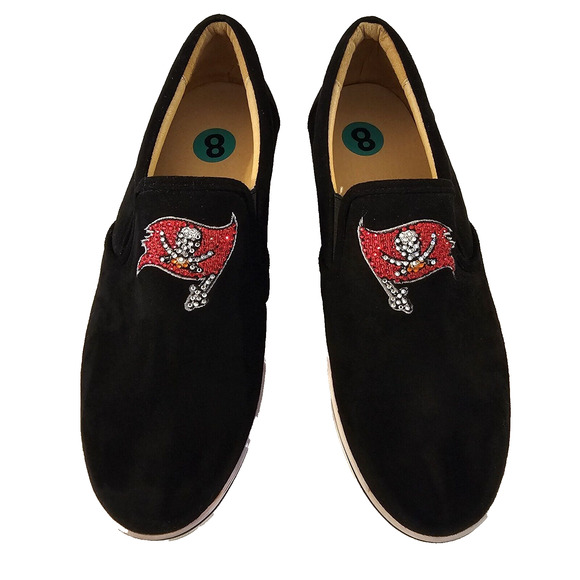 Tampa Bay‎ Buccaneers Women's Black Slip On Sneakers Sz 8 Rhinestones NFL RARE! - Picture 1 of 10